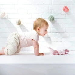 NATTOU Jouet D'éveil Bébé D'activité Chenille Rose -Nattou Soldes Boutique jo083377152 2