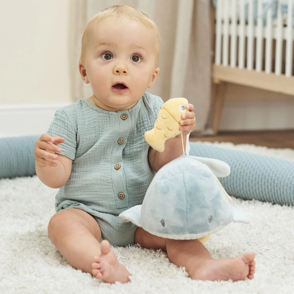 NATTOU Peluche D'activité 32cm Sally La Baleine 6 NATTOU Peluche D'activité 32cm Sally La Baleine – Image 4