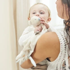 Maxi-doudou Jules L’ours Beige NATTOU Roméo, Jules & Sally -Nattou Soldes Boutique maxi doudou jules lours beige nattou romeo jules sally 1 1